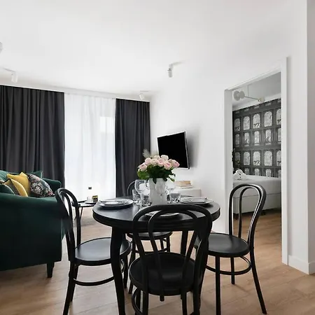 Easy Rent - Centrum Krakowskie Przedmiescie, 24h Check-in *